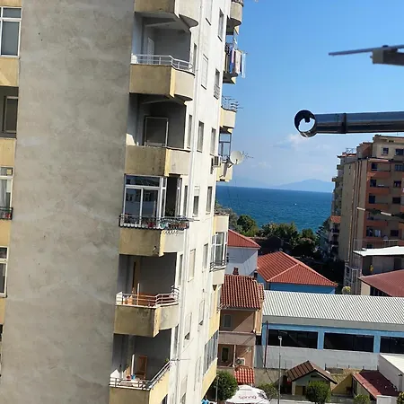 شقة Karafili Apartament بورغراديك